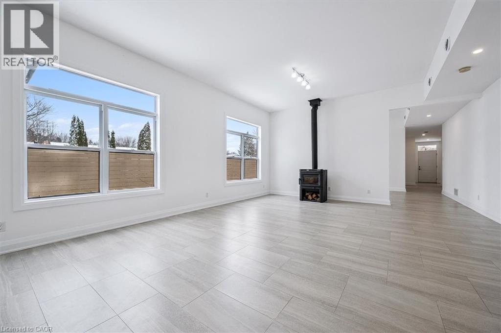 149 Woolwich Street, Waterloo, Ontario  N2K 1S5 - Photo 11 - 40805324