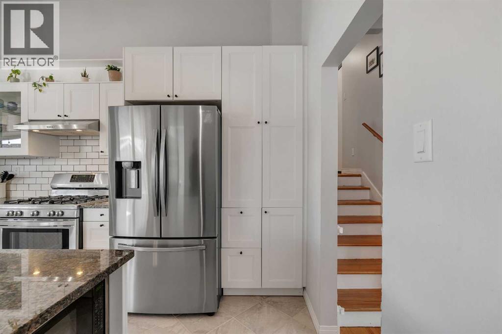 9939 Maplecreek Drive SE, Calgary, Alberta  T2J 1T4 - Photo 13 - A2293273