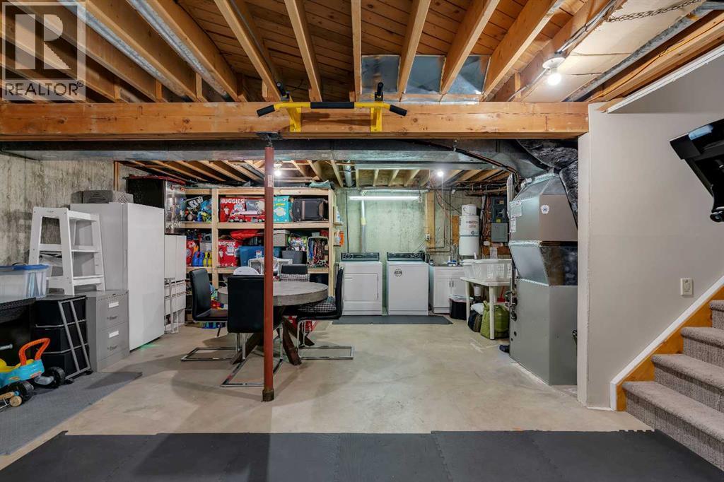 9939 Maplecreek Drive SE, Calgary, Alberta  T2J 1T4 - Photo 31 - A2293273