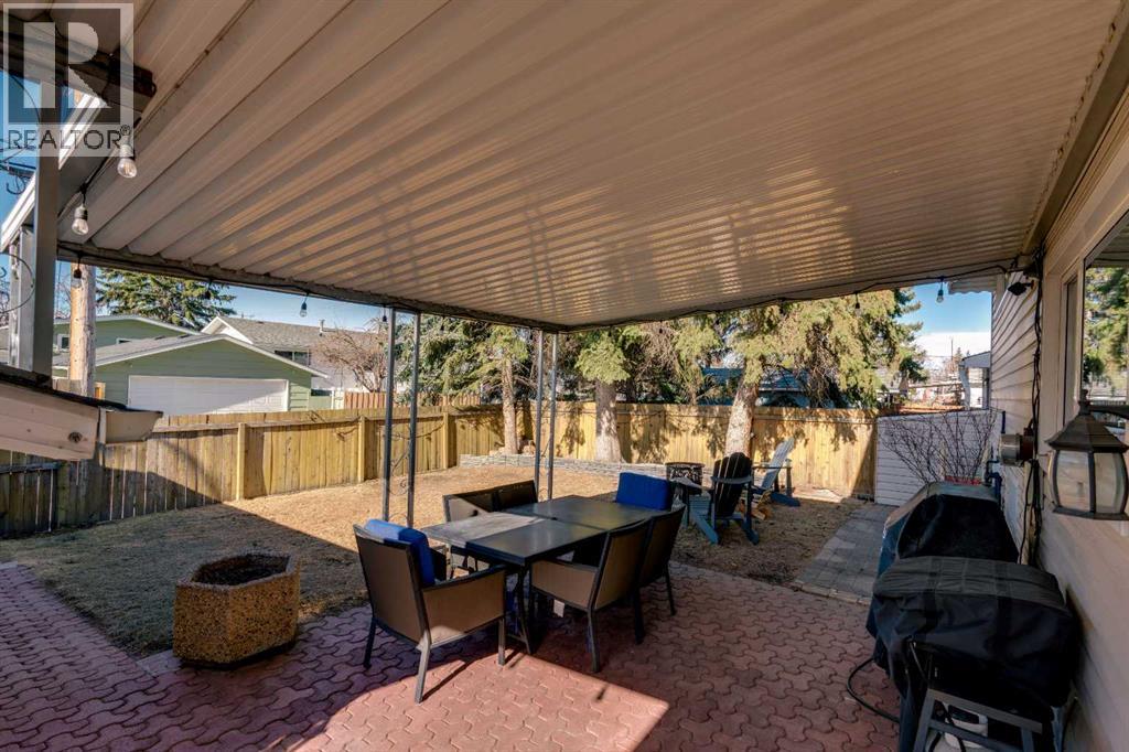 9939 Maplecreek Drive SE, Calgary, Alberta  T2J 1T4 - Photo 33 - A2293273