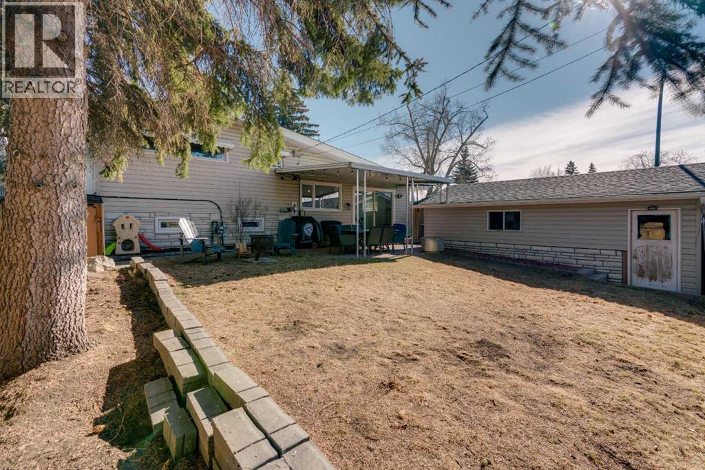 9939 Maplecreek Drive SE, Calgary, Alberta  T2J 1T4 - Photo 36 - A2293273