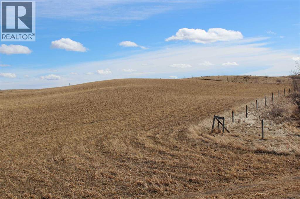 264202 Lochend Road, Rural Rocky View County, Alberta  T4C 1A2 - Photo 18 - A2294899