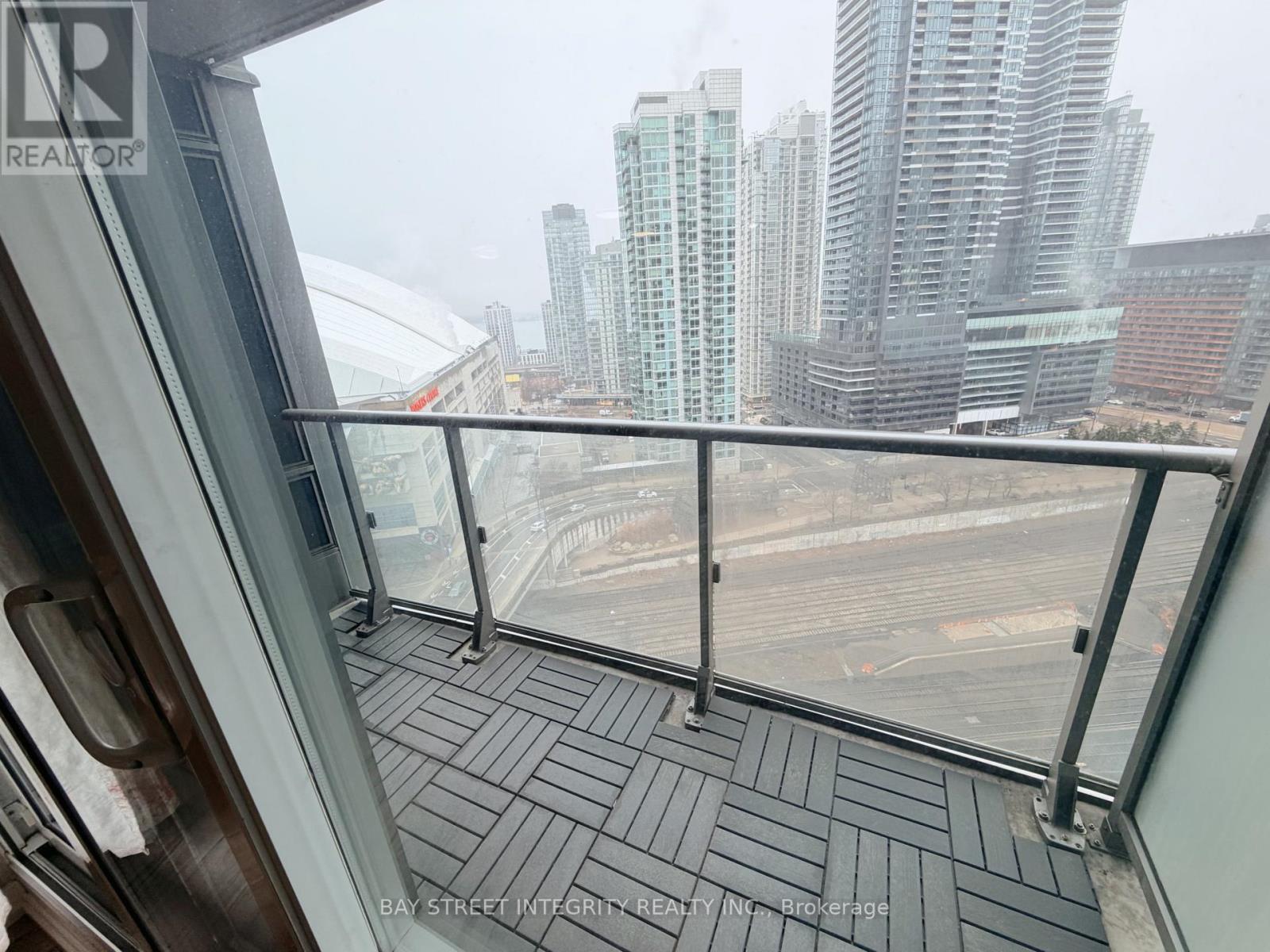 2306 - 361 Front Street W, Toronto, Ontario  M5V 3R5 - Photo 6 - C12907018