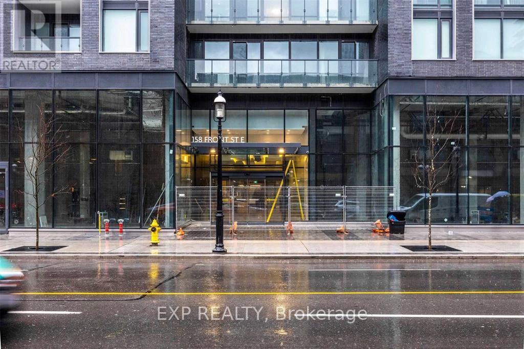 319 - 158 Front Street E, Toronto, Ontario  M5A 0K9 - Photo 2 - C12907026