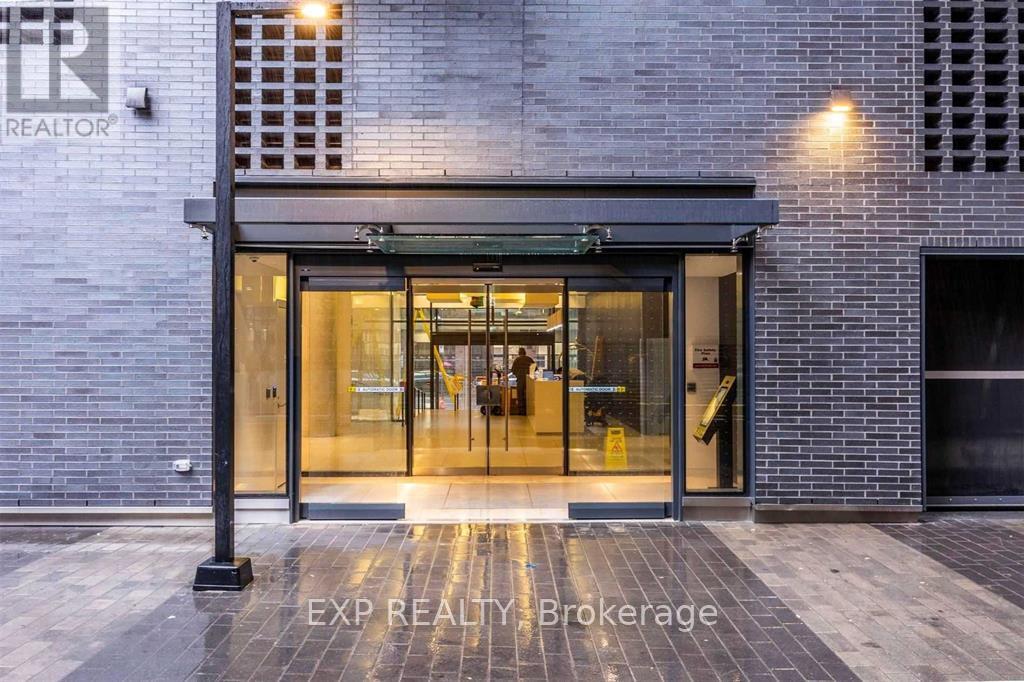 319 - 158 Front Street E, Toronto, Ontario  M5A 0K9 - Photo 3 - C12907026