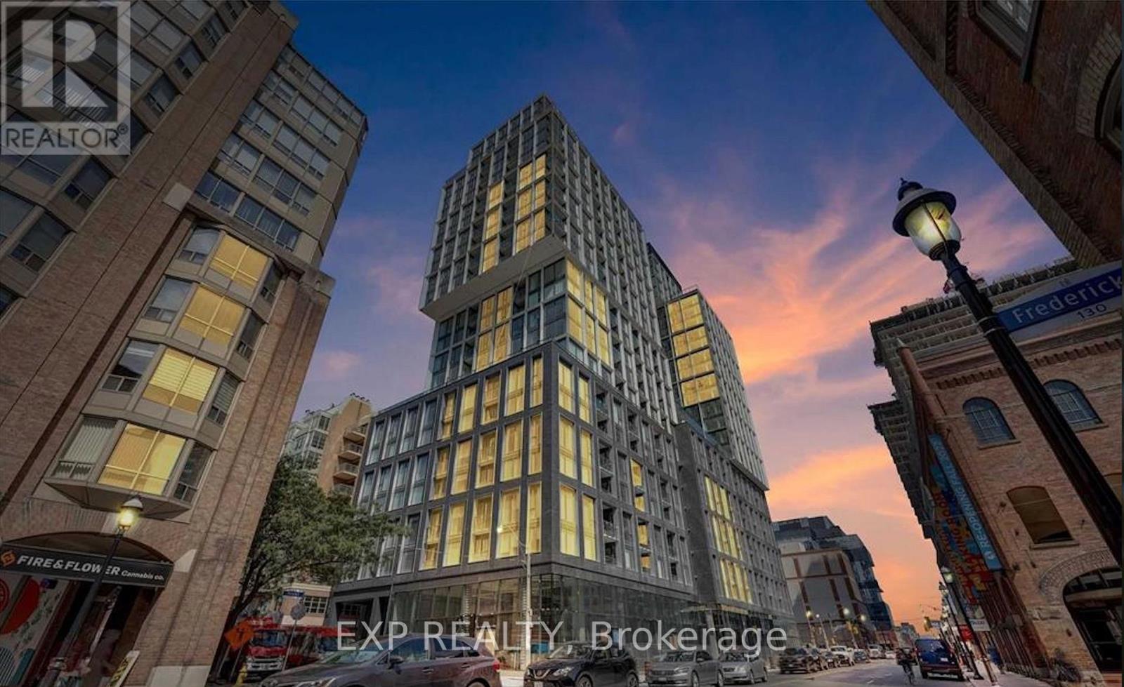 319 - 158 Front Street E, Toronto, Ontario  M5A 0K9 - Photo 4 - C12907026