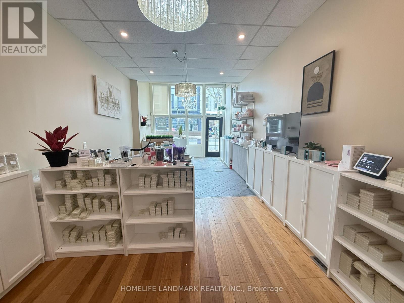 129 Brock Street S, Whitby, Ontario  L1N 4J9 - Photo 5 - E12907020