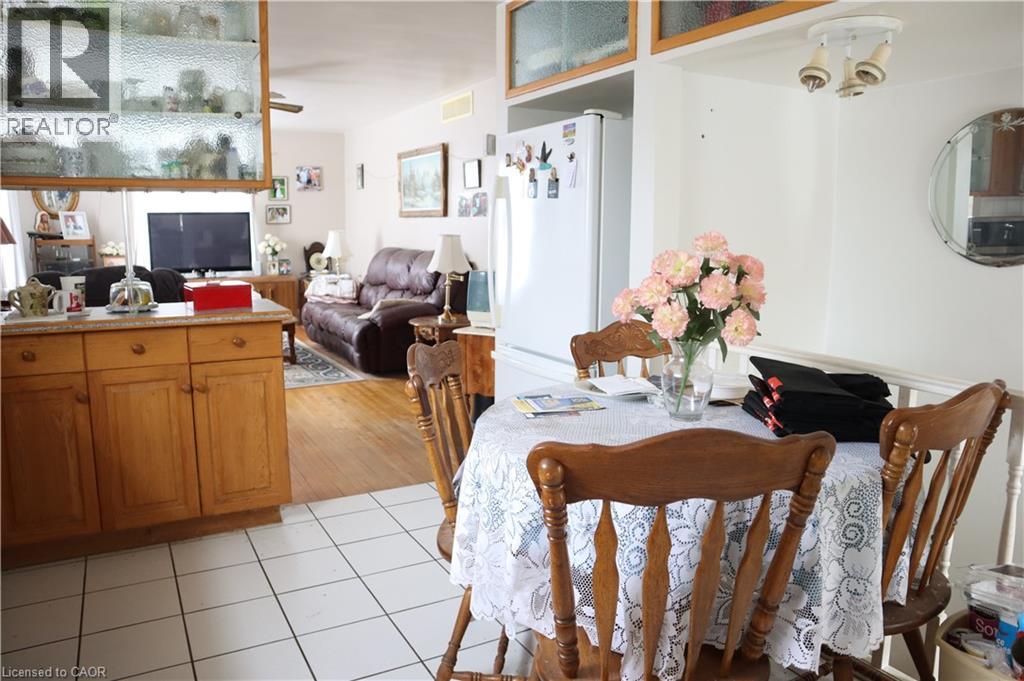 288 First Avenue, Welland, Ontario  L3C 1Y8 - Photo 7 - 40814021