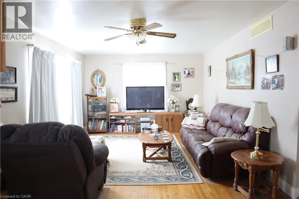 288 First Avenue, Welland, Ontario  L3C 1Y8 - Photo 8 - 40814021