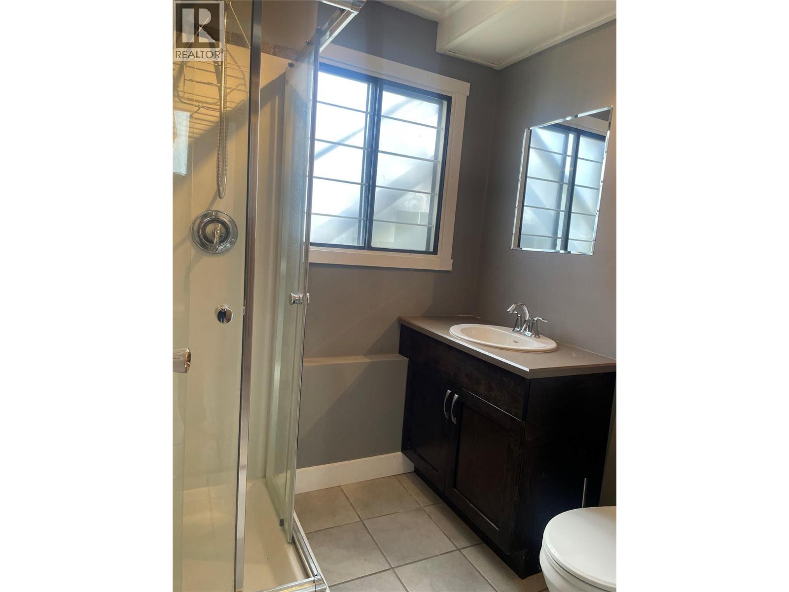 909 Grenfell Court, Kelowna, British Columbia  V1Y 8C5 - Photo 14 - 10379896