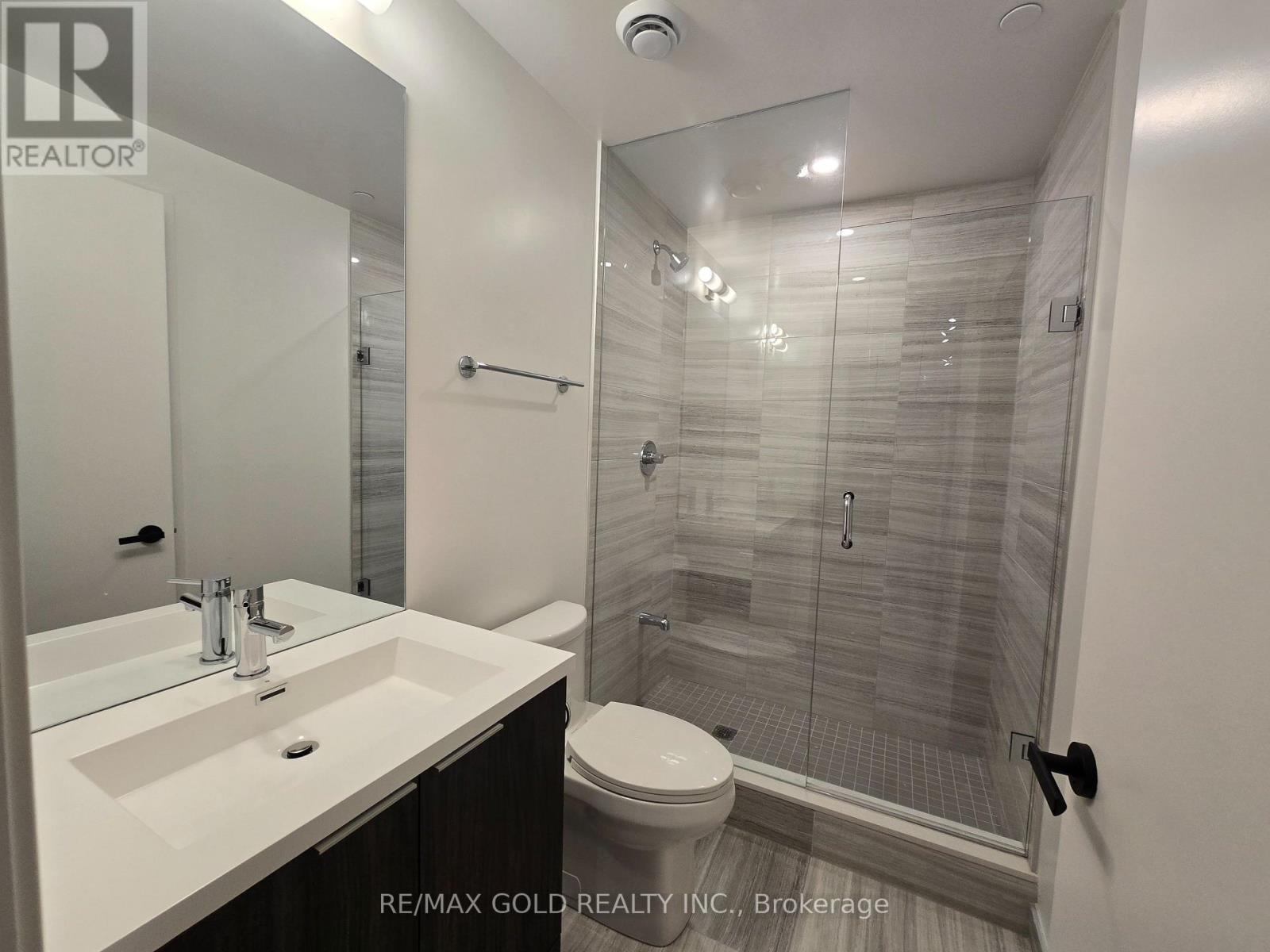 4312 - 8 Interchange Way, Vaughan, Ontario  L4K 5Z7 - Photo 6 - N12906438