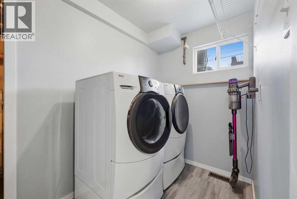 1015 Maplecroft Road SE, Calgary, Alberta  T2J 1W9 - Photo 39 - A2293500