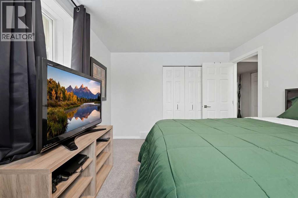 1015 Maplecroft Road SE, Calgary, Alberta  T2J 1W9 - Photo 36 - A2293500