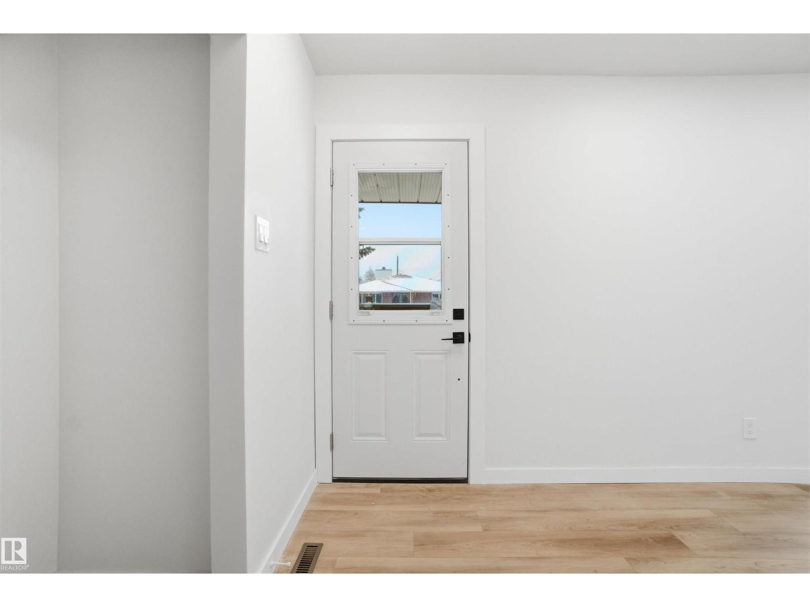 5711 95 Av Nw, Edmonton, Alberta  T6B 1A4 - Photo 5 - E4477918