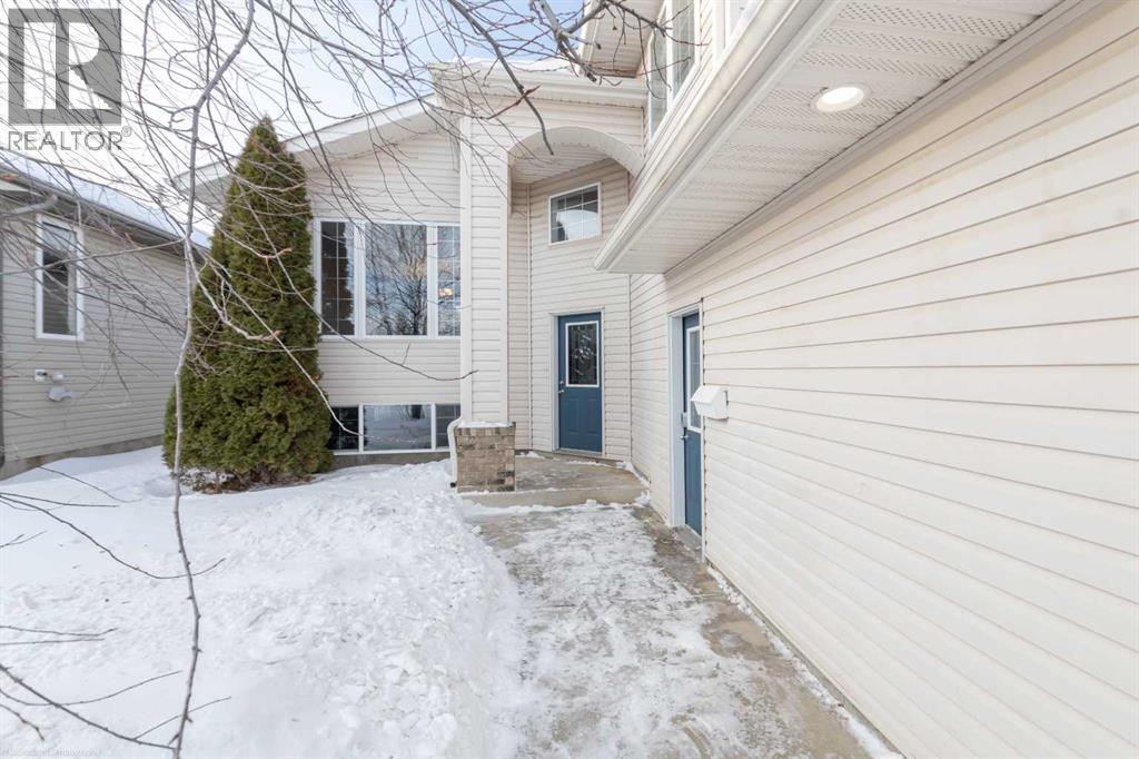 6105 21 Street, Lloydminster, Alberta  T9V 3J7 - Photo 2 - A2277287