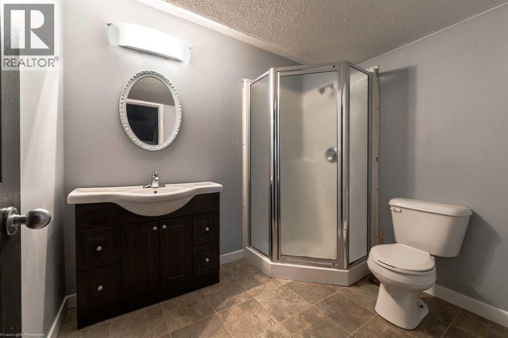 6105 21 Street, Lloydminster, Alberta  T9V 3J7 - Photo 30 - A2277287