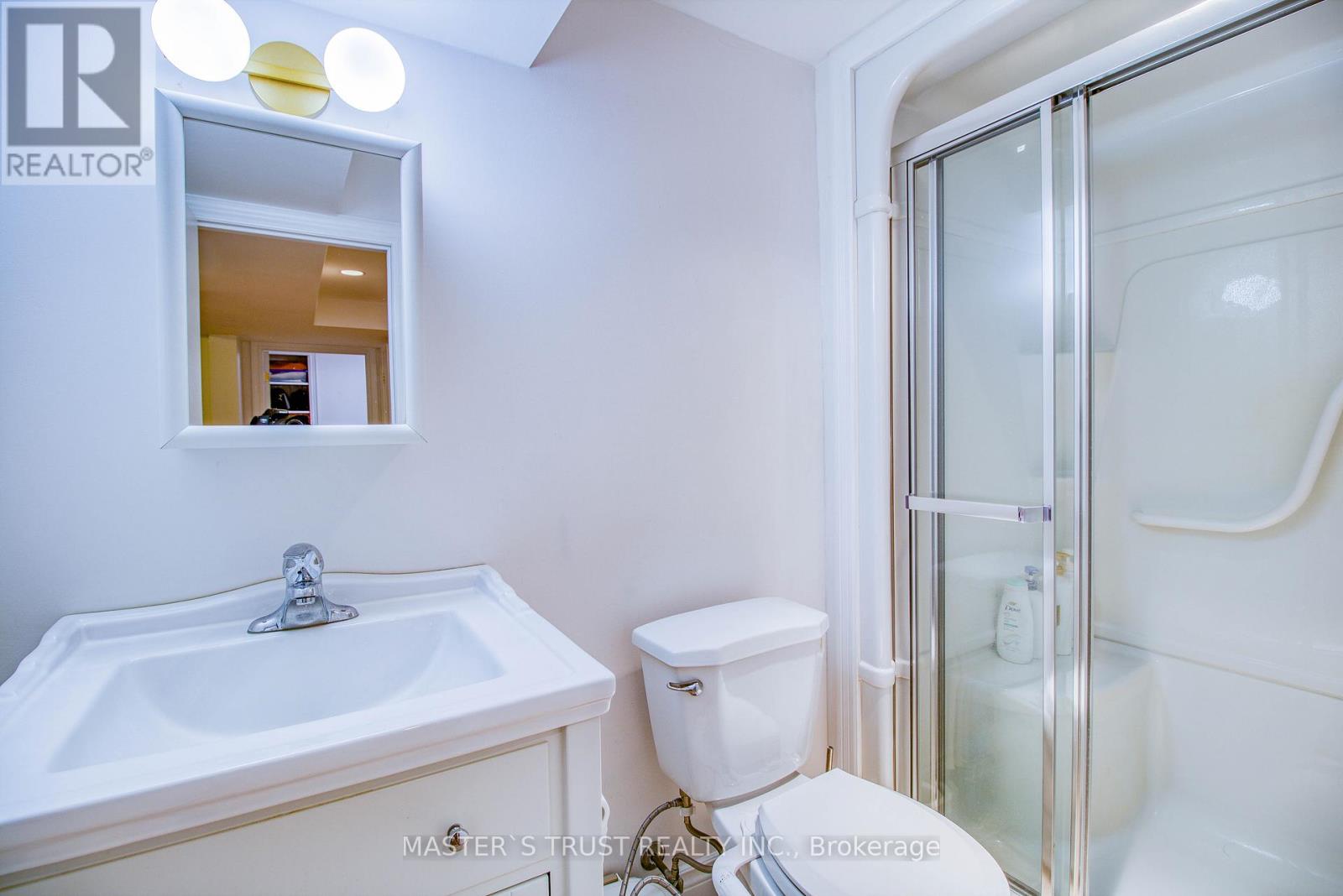 20 Valhalla Court, Aurora, Ontario  L4G 5W3 - Photo 20 - N12907048