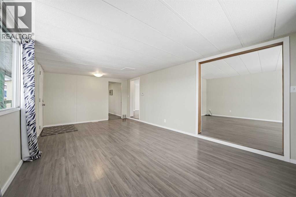 329 1 Street, Irricana, Alberta  T0m 1b0 - Photo 5 - A2293105