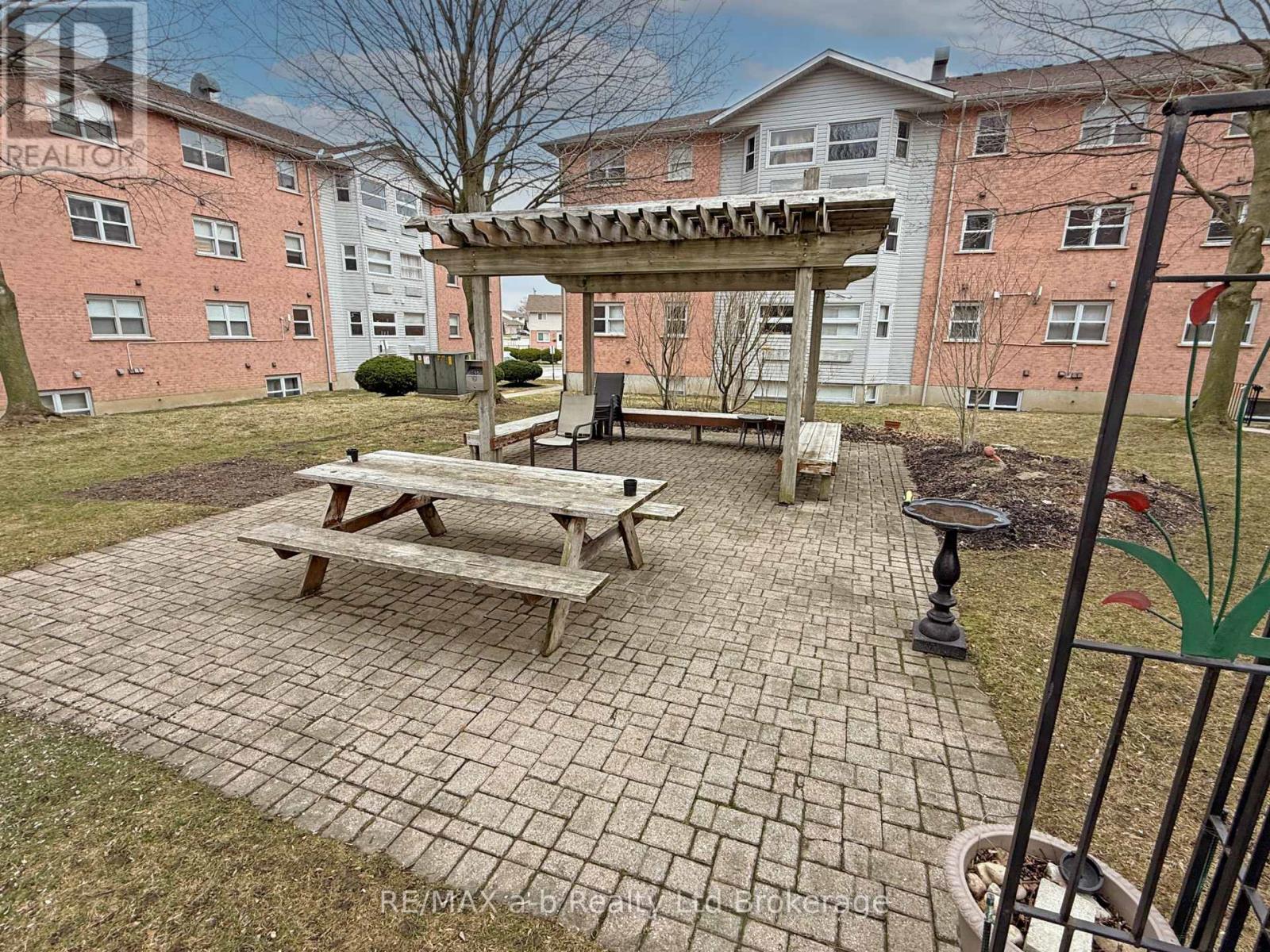 36 - 64 Hiawatha Road, Woodstock, Ontario  N4T 1P4 - Photo 27 - X12905768