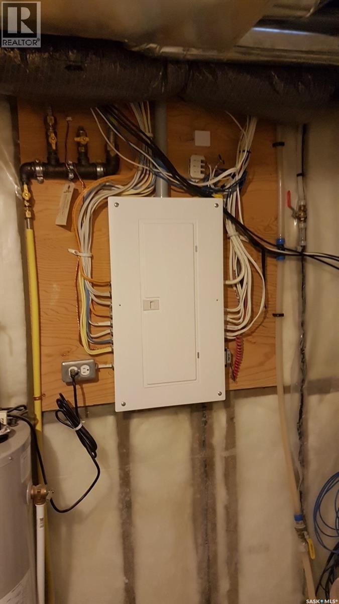 1 201 Carlyle Avenue, Carlyle, Saskatchewan  S0C 0R0 - Photo 20 - SK031009