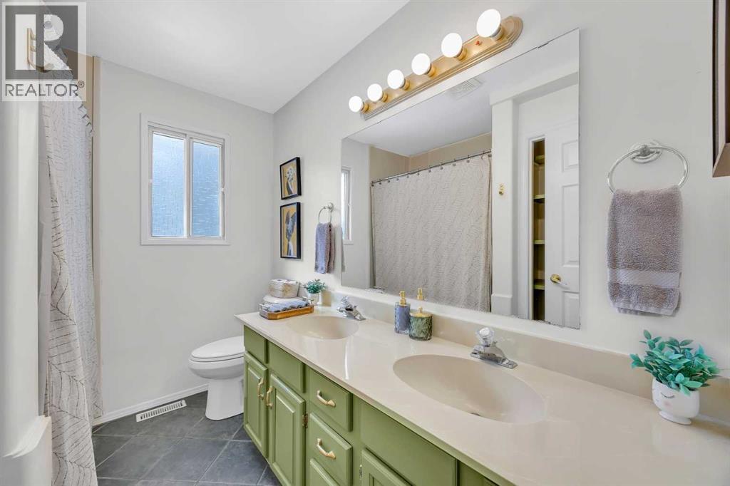 336207 Leisure Lake Drive W, Rural Foothills County, Alberta  T0L 1W2 - Photo 30 - A2295240