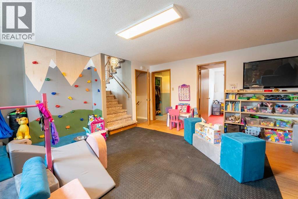 2 Honeysuckle Road N, Lethbridge, Alberta  T1H 4J9 - Photo 22 - A2293917