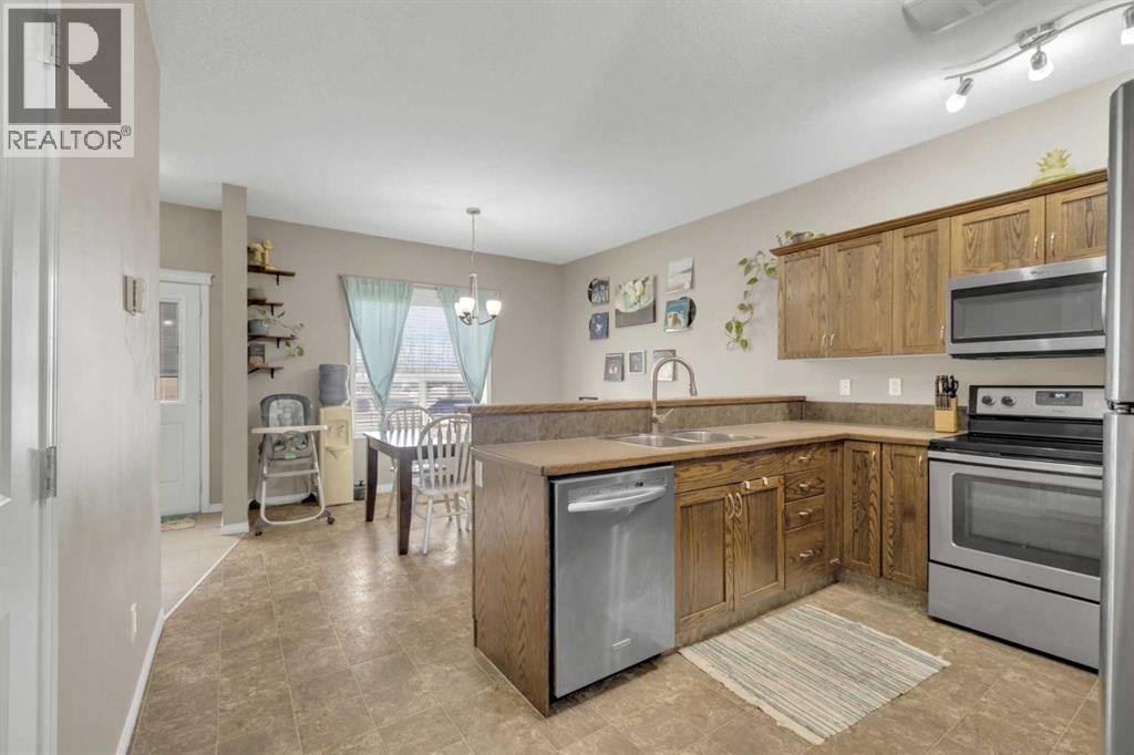 110, 50 Lucky Place, Sylvan Lake, Alberta  T4S 0E3 - Photo 4 - A2292251