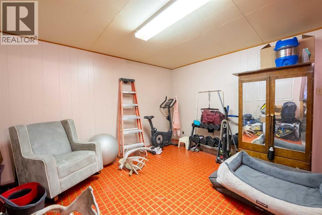 2 Honeysuckle Road N, Lethbridge, Alberta  T1H 4J9 - Photo 24 - A2293917