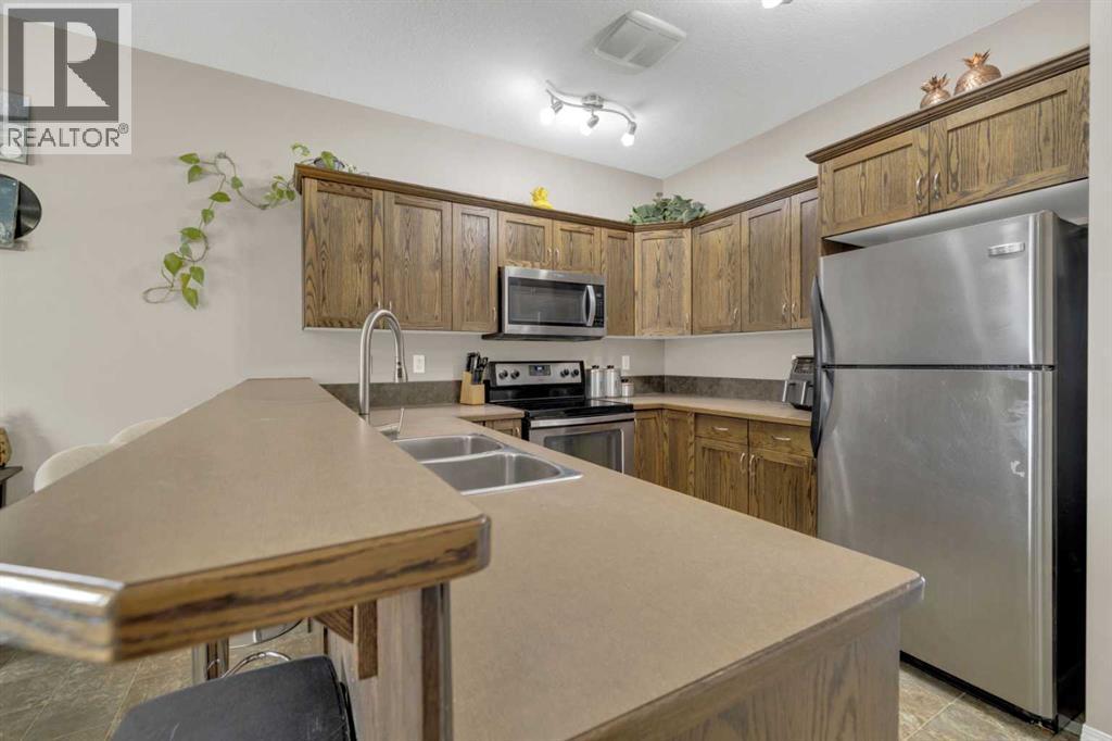 110, 50 Lucky Place, Sylvan Lake, Alberta  T4S 0E3 - Photo 11 - A2292251