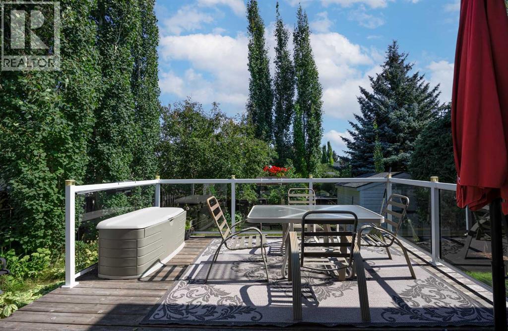 40 Cedargrove Way SW, Calgary, Alberta  T2W 4V1 - Photo 47 - A2292650