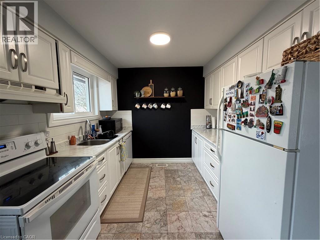 46 Cedarwoods Crescent Unit# 42, Kitchener, Ontario  N2C 2L7 - Photo 9 - 40813892