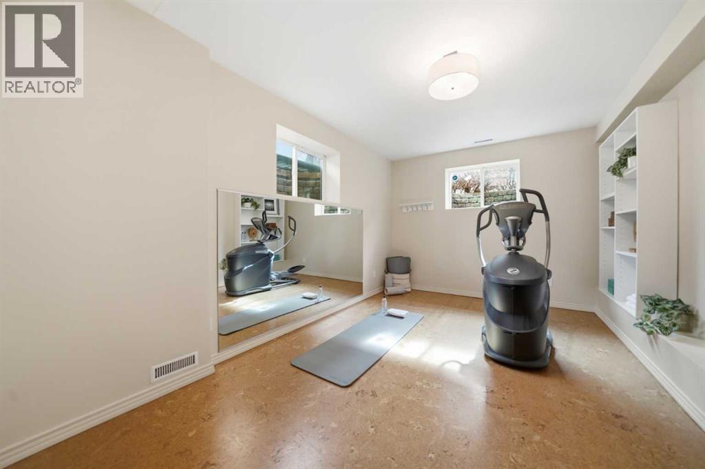 2208 31 Street SW, Calgary, Alberta  T3E 2N4 - Photo 26 - A2289567