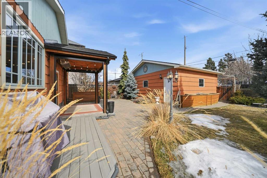 2208 31 Street SW, Calgary, Alberta  T3E 2N4 - Photo 37 - A2289567