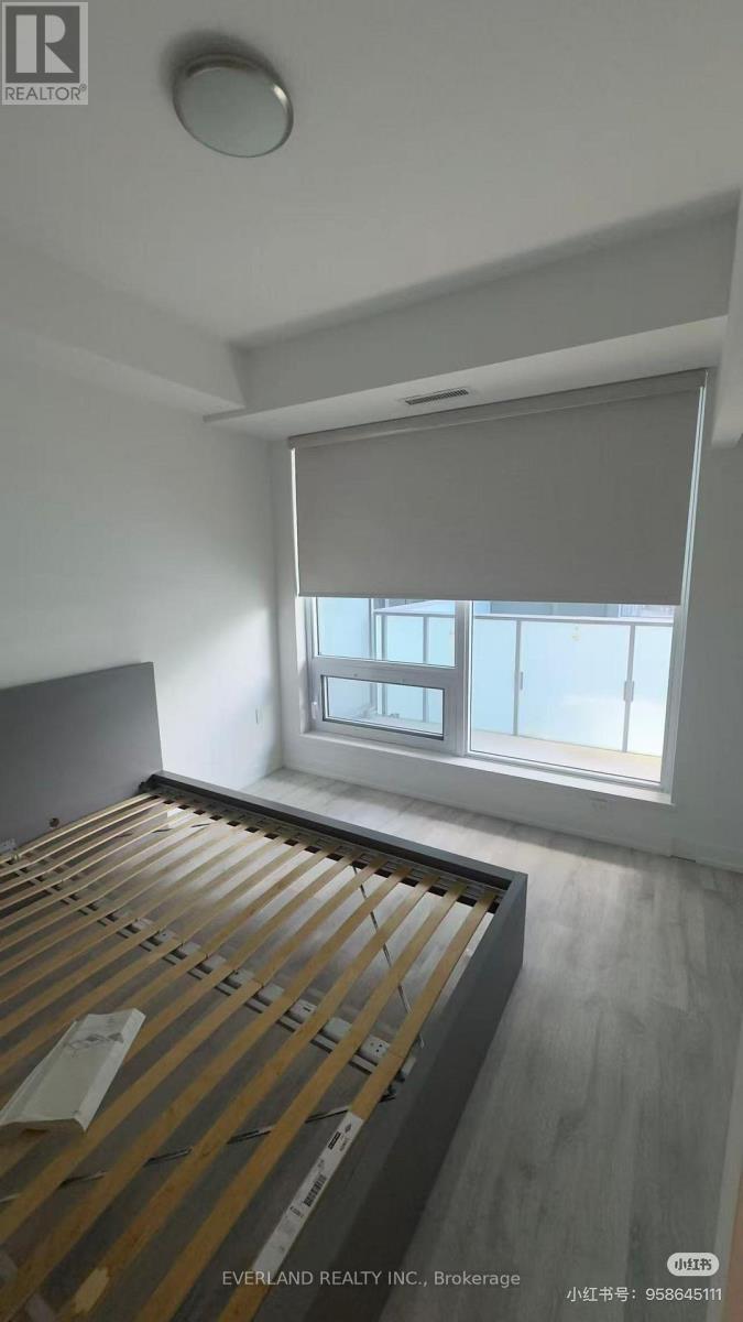 S501 - 8 Olympic Garden Drive, Toronto, Ontario  M2M 0B9 - Photo 2 - C12907054