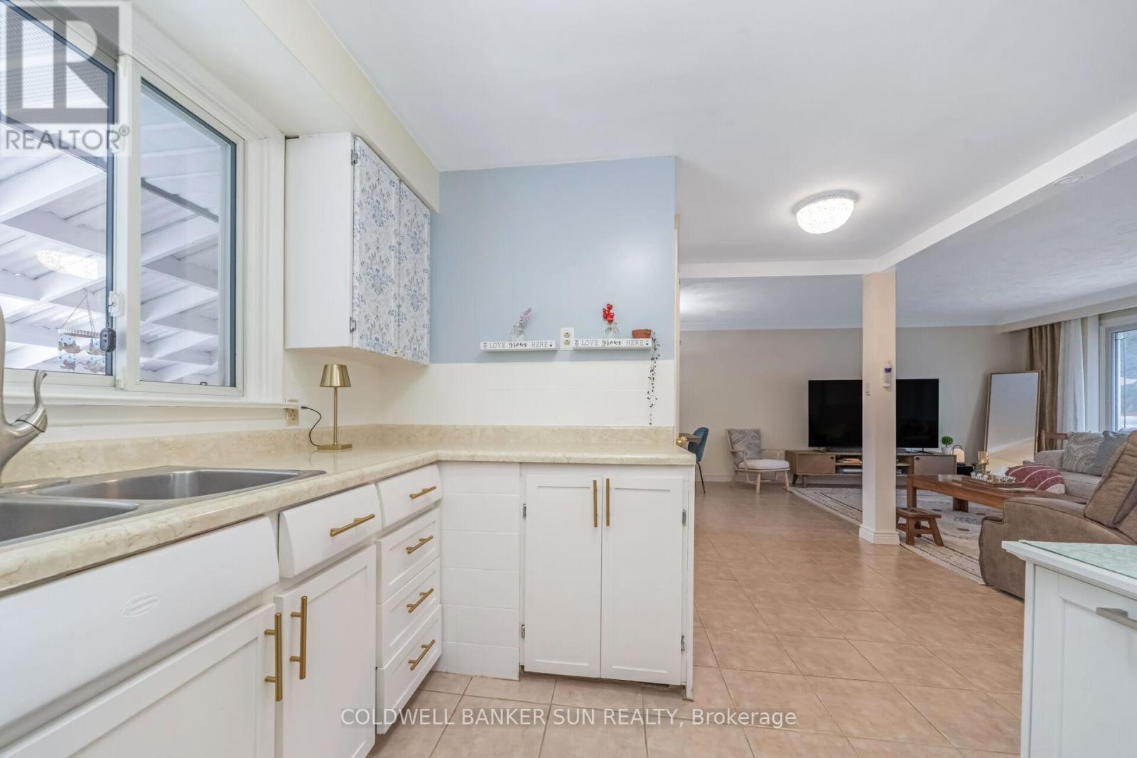 84 Dumbarton Street, Guelph, Ontario  N1E 3T7 - Photo 22 - X12894984