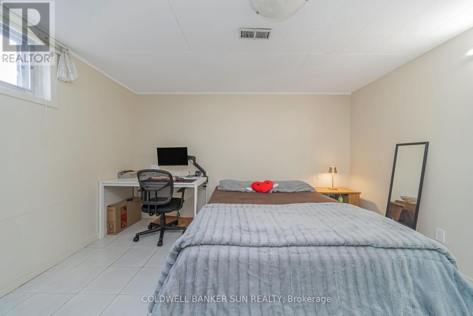 84 Dumbarton Street, Guelph, Ontario  N1E 3T7 - Photo 38 - X12894984