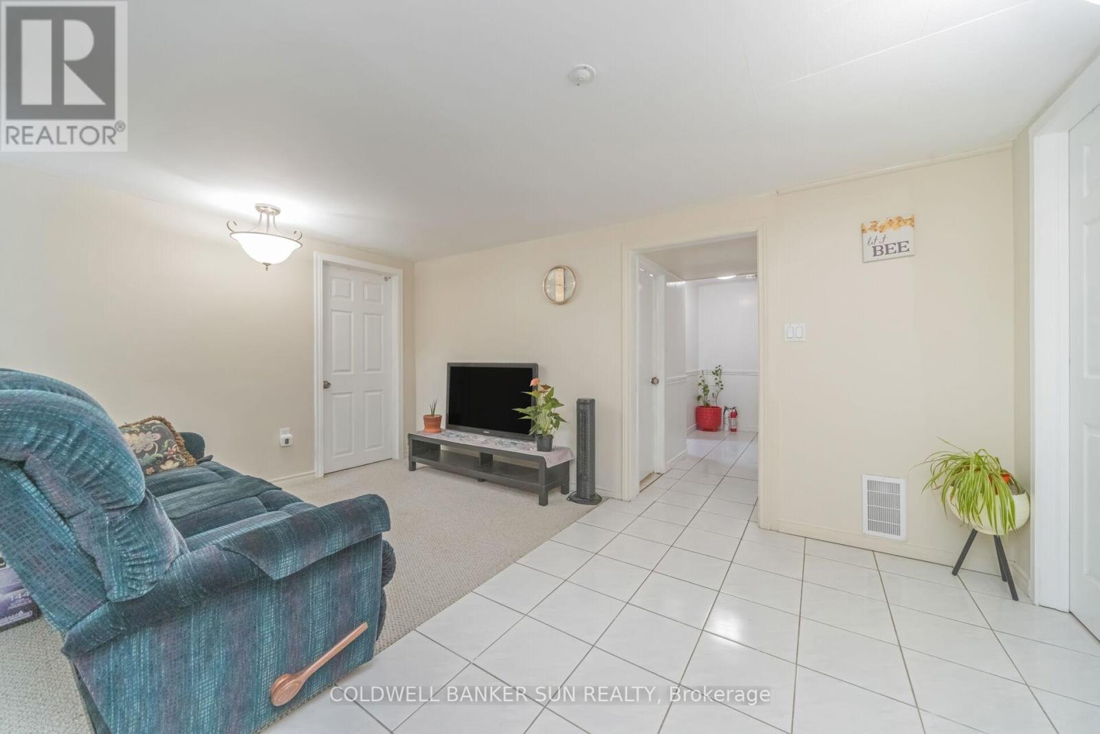 84 Dumbarton Street, Guelph, Ontario  N1E 3T7 - Photo 44 - X12894984