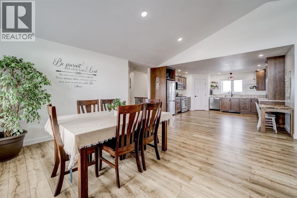 92008 Range Road 195, Rural Lethbridge County, Alberta  T1M 1M9 - Photo 3 - A2277079