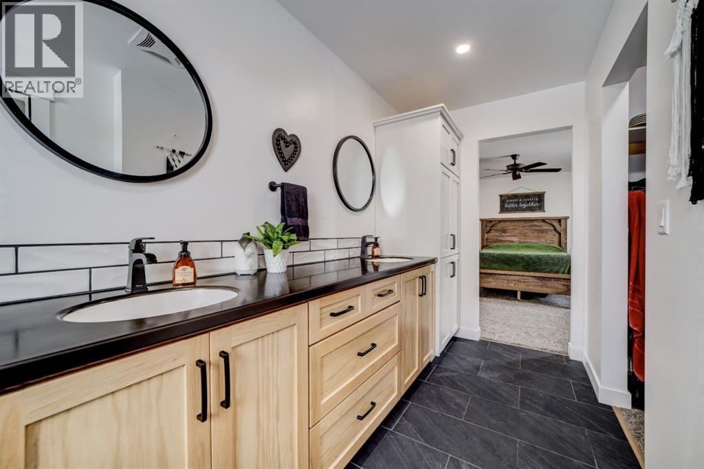 92008 Range Road 195, Rural Lethbridge County, Alberta  T1M 1M9 - Photo 32 - A2277079