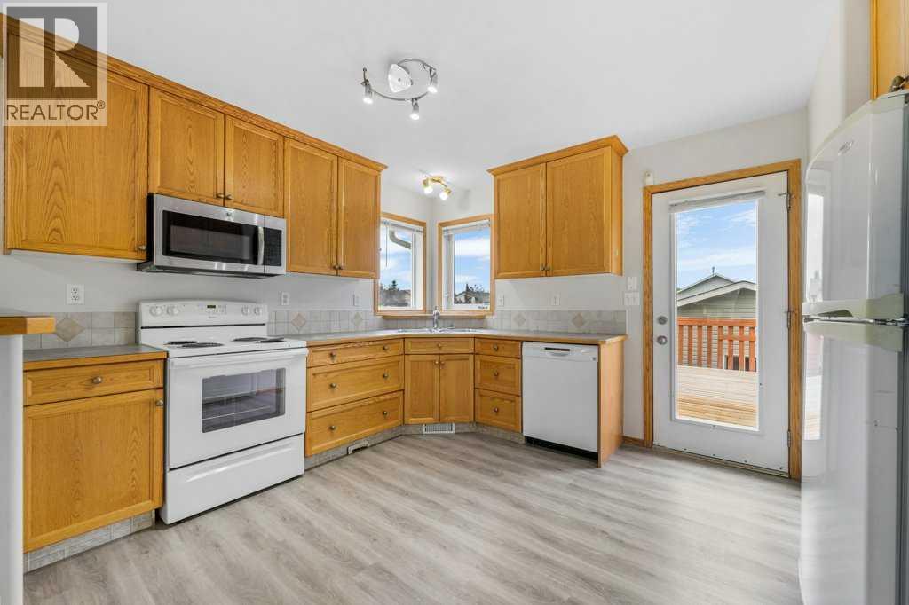 22 Lanterman Close, Red Deer, Alberta  T4R 3K3 - Photo 19 - A2294425