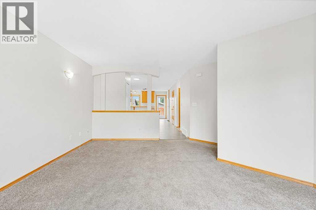 22 Lanterman Close, Red Deer, Alberta  T4R 3K3 - Photo 14 - A2294425