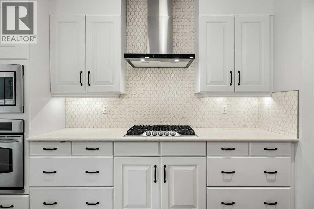 274 Somme Avenue SW, Calgary, Alberta  T2T 5J9 - Photo 11 - A2294306