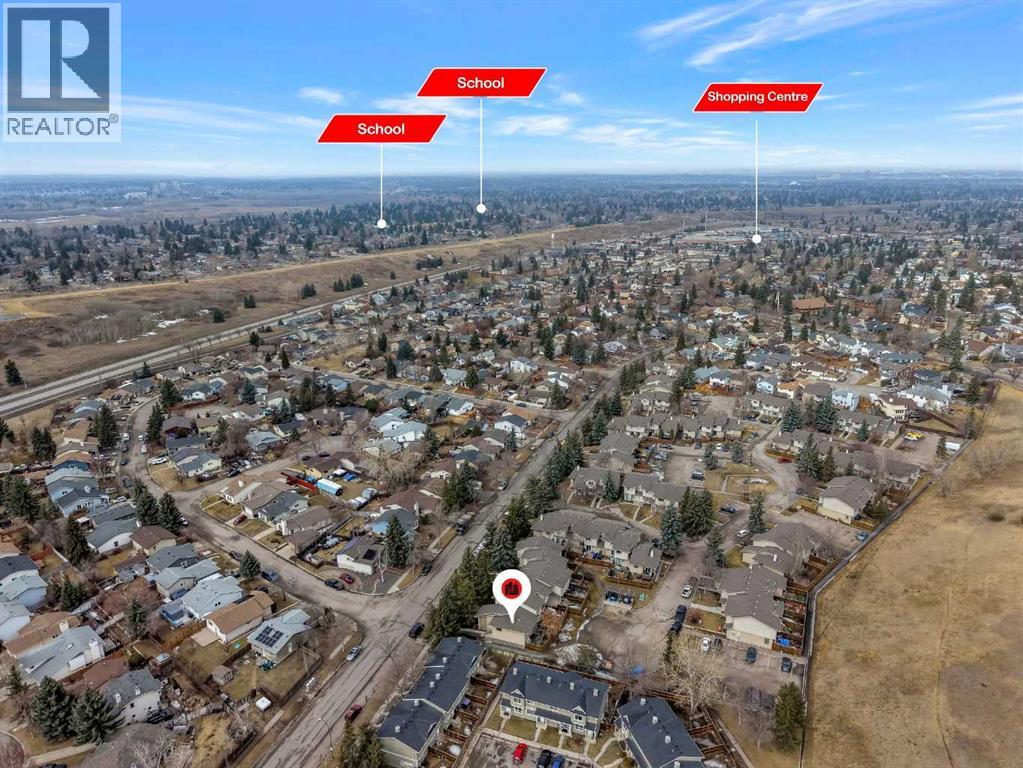 115 Deerfield Drive SE, Calgary, Alberta  T2J 6T9 - Photo 3 - A2295370