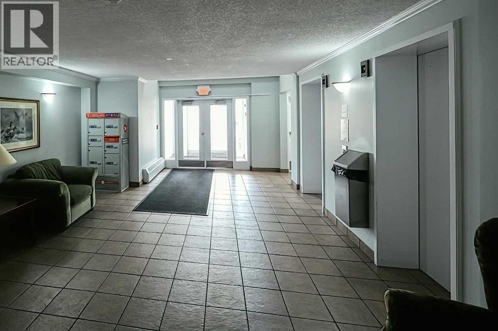 2115, 950 Arbour Lake Road NW, Calgary, Alberta  T3G 5B3 - Photo 31 - A2287671