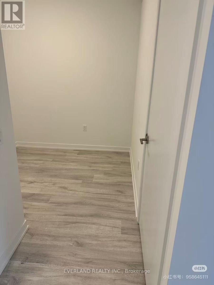 S501 - 8 OLYMPIC GARDEN DRIVE, Toronto, Ontario