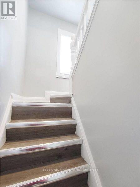 250 Sixth Street, Toronto, Ontario  M8V 3A7 - Photo 11 - W12907060