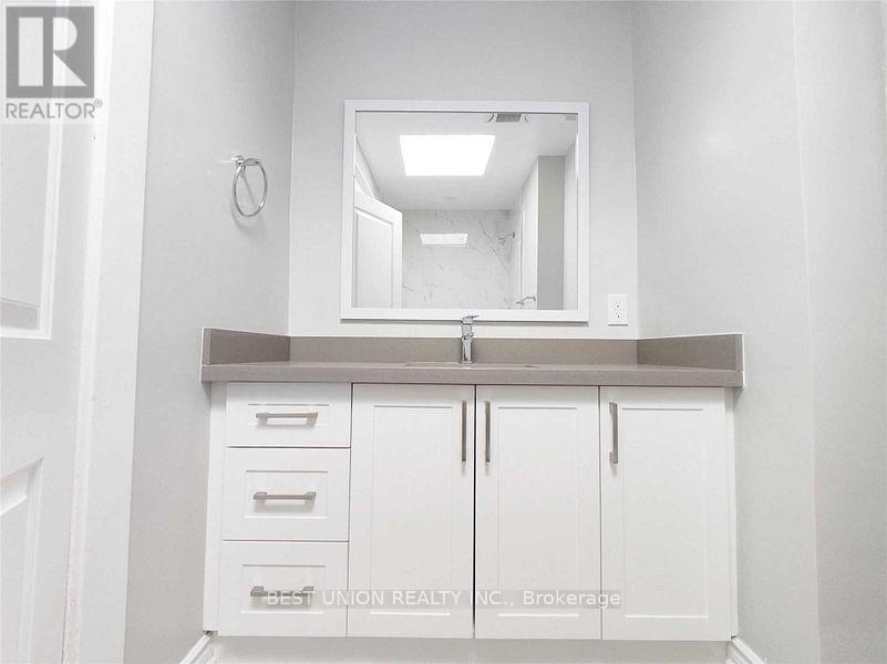 250 Sixth Street, Toronto, Ontario  M8V 3A7 - Photo 12 - W12907060