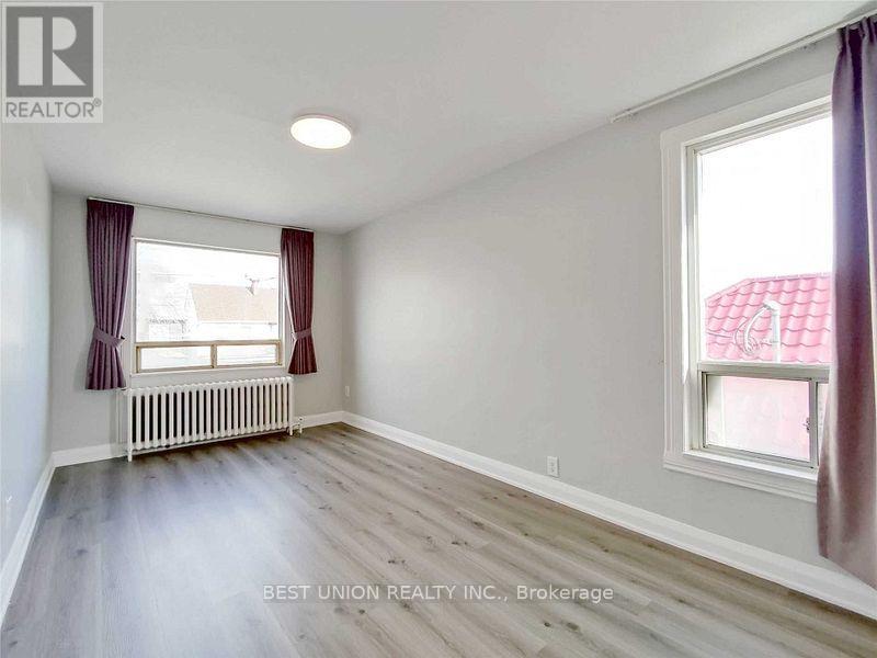 250 Sixth Street, Toronto, Ontario  M8V 3A7 - Photo 14 - W12907060