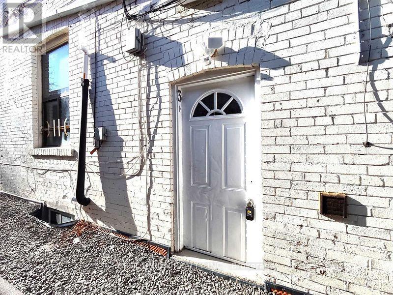 250 Sixth Street, Toronto, Ontario  M8V 3A7 - Photo 17 - W12907060