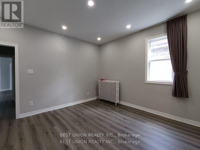 250 Sixth Street, Toronto, Ontario  M8V 3A7 - Photo 24 - W12907060